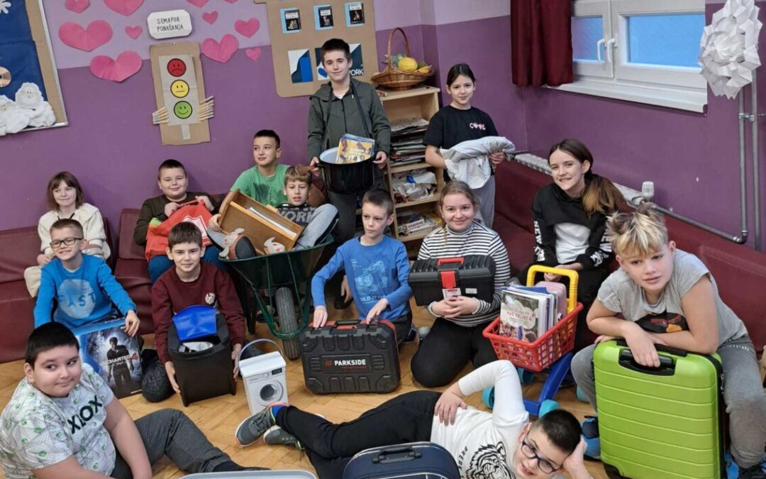 Dan bez ruksaka u OŠ Mate Lovraka Petrinja i Područnoj školi Češko selo