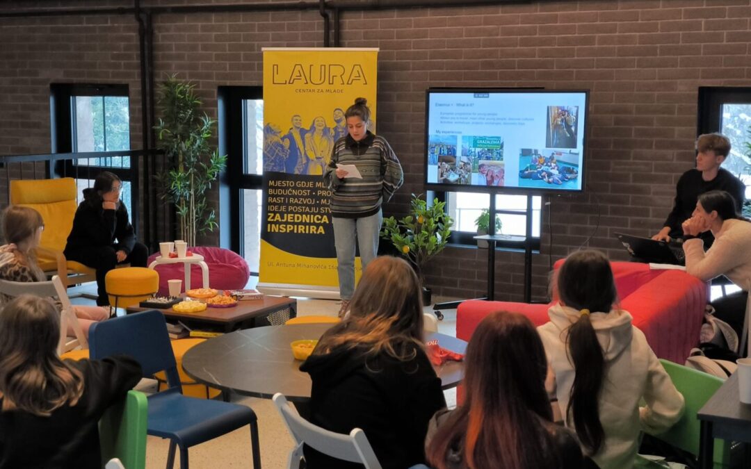 Laura & X-perience: Istraži, pitaj, putuj, volontiraj