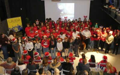 Djeca pjevaju Božiću