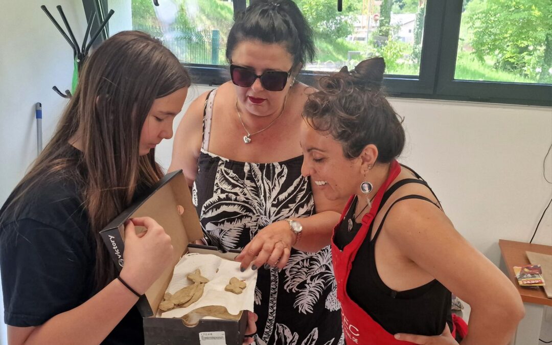 Učenička zadruga pomože napraviti mozaik